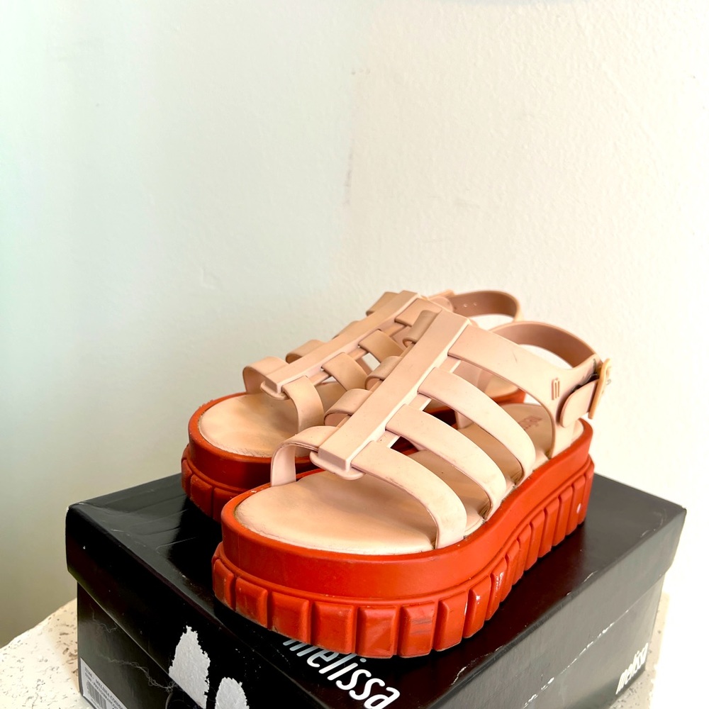 Melissa platform sandals